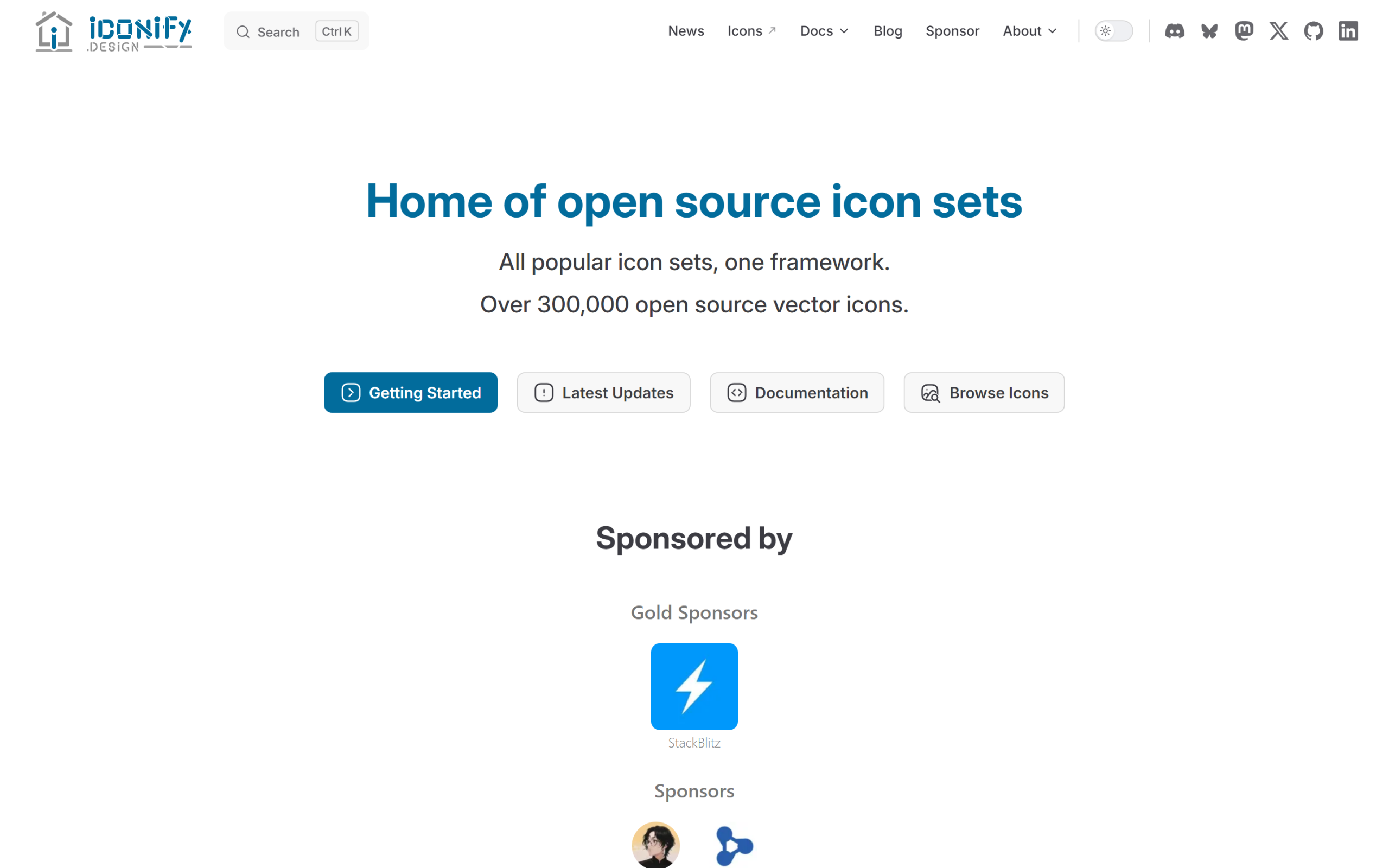 Iconify 官网首页与 All popular icon sets one framework 核心理念